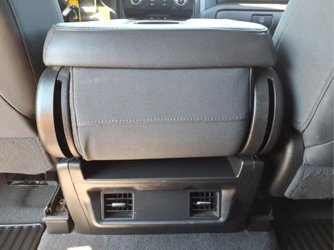 Used 2020 Chevrolet Silverado 1500 Custom w/ Custom Value Package AWD/4WD image 30