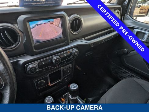 Used 2022 Jeep Wrangler Sport AWD/4WD image 25