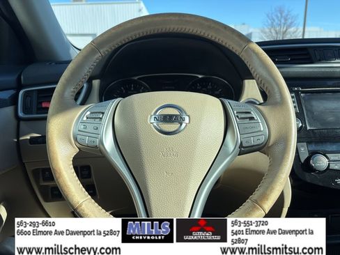Used 2015 Nissan Rogue SL image 25