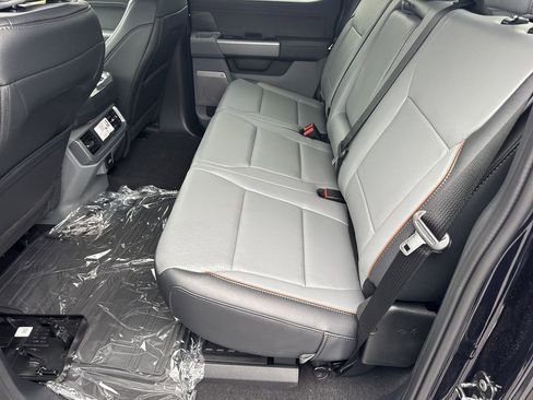 New 2025 Ford F150 Lariat w/ Equipment Group 501A Mid image 20