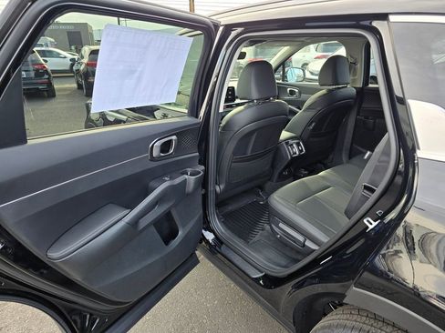 New 2026 Kia Sorento S w/ S Panoramic Sunroof Package image 15
