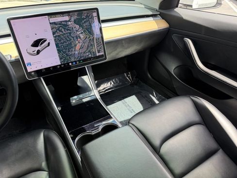 Used 2020 Tesla Model 3 Standard Range Plus RWD image 43