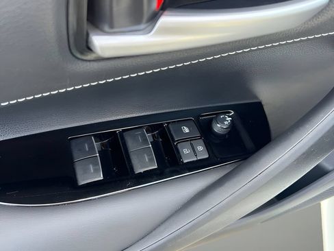 Certified 2022 Toyota Corolla SE FWD image 10