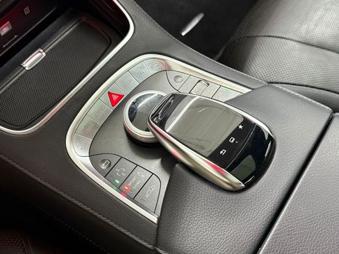 Used 2016 Mercedes-Benz S 550 Sedan image 17