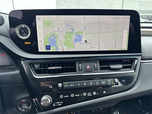 Certified 2025 Lexus ES 350 F Sport image 24