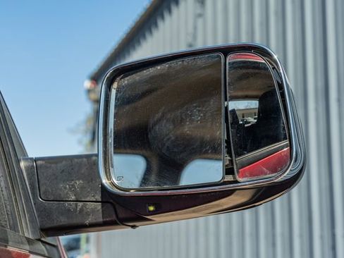 Used 2022 RAM 1500 Laramie image 12