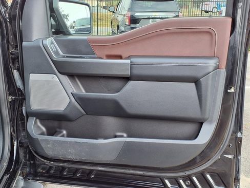 Used 2022 Ford F150 Lariat w/ Equipment Group 502A High image 12