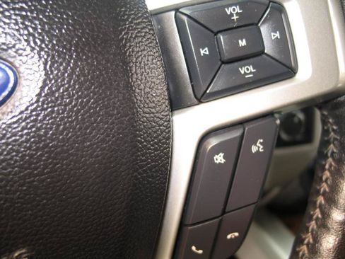 Used 2018 Ford F150 Lariat AWD/4WD image 28