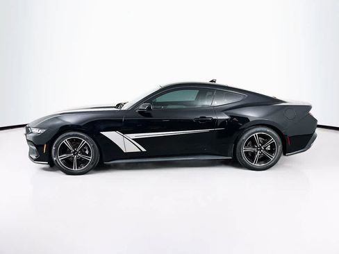 Certified 2024 Ford Mustang Coupe RWD image 3