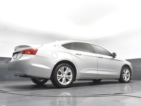 Used 2015 Chevrolet Impala LT image 22