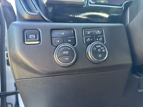 Used 2025 Chevrolet Silverado 2500 LT w/ Safety Package AWD/4WD image 21