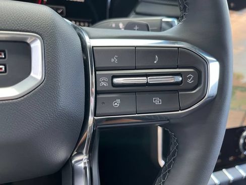 Used 2026 GMC Acadia Elevation w/ Black Edition FWD image 22