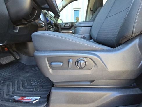 Used 2021 Chevrolet Silverado 1500 LT Trail Boss w/ Bed Protection Package image 21