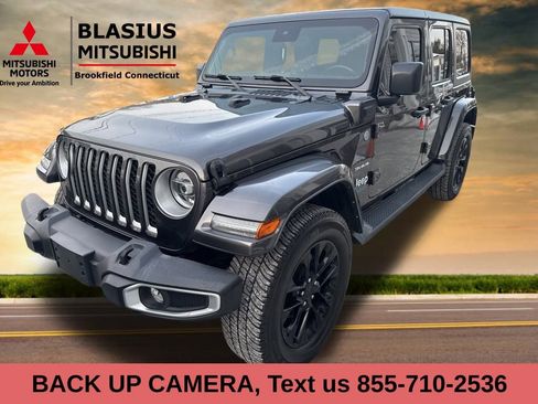 Used 2021 Jeep Wrangler Unlimited Sahara w/ Cold Weather Group image 9