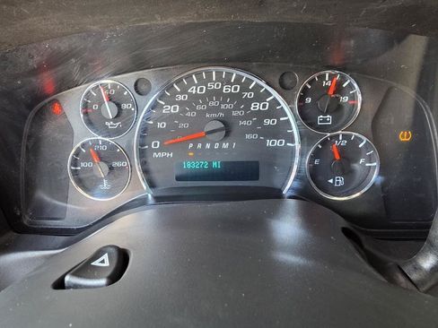 Used 2019 Chevrolet Express 2500 Extended w/ Driver Convenience Package RWD image 14