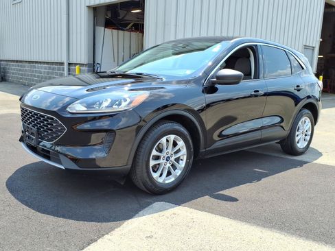 Certified 2022 Ford Escape SE w/ Convenience Package AWD/4WD image 3