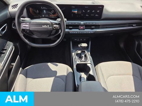 Used 2025 Kia K4 FWD image 9