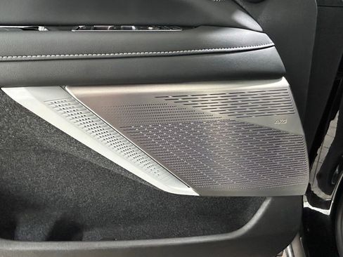 Used 2025 Cadillac Optiq Sport 2 w/ LPO, Floor Liner Package image 27