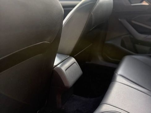 Used 2019 Volkswagen Jetta SE image 15