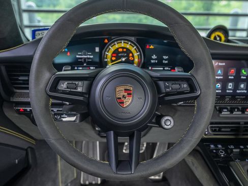 Used 2024 Porsche 911 GT3 RWD image 26