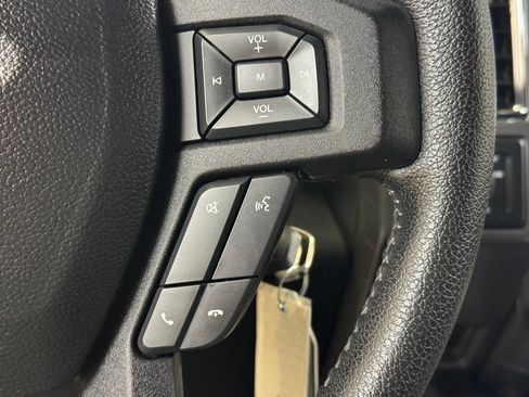 Used 2015 Ford F150 XLT w/ Equipment Group 301A Mid RWD image 40