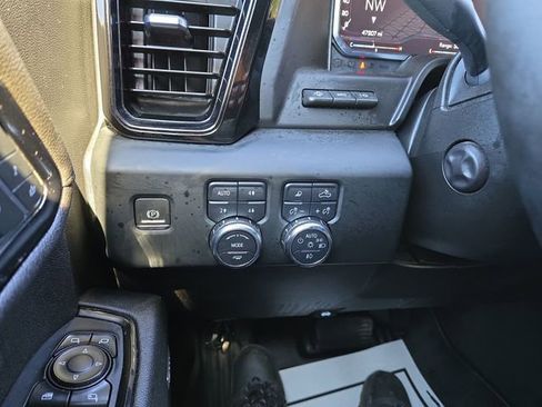 Used 2024 GMC Sierra 1500 AT4 w/ Technology Package AWD/4WD image 21