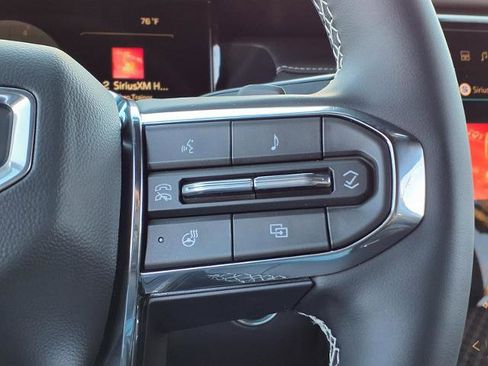 New 2026 GMC Acadia Denali w/ Super Cruise Package image 13