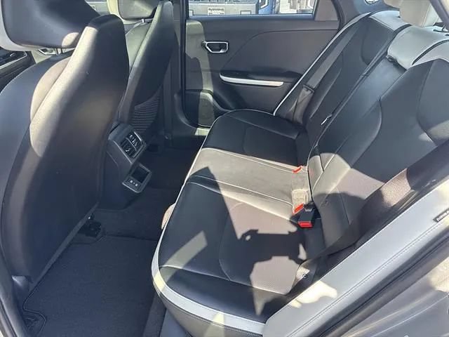 Certified 2025 Kia K4 GT-Line Turbo FWD image 16