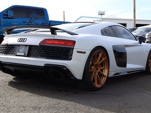 Used 2021 Audi R8 V10 w/ Premium Package image 5