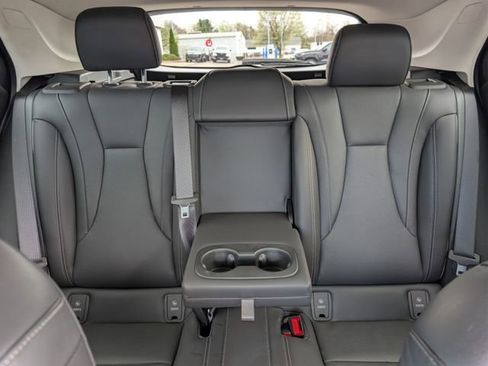 Used 2023 Buick Envision Essence FWD image 16