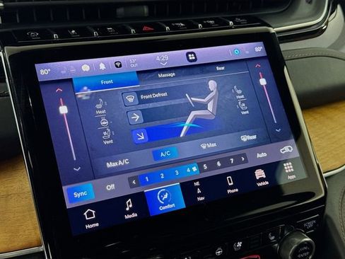 Used 2023 Jeep Grand Cherokee L Summit image 20