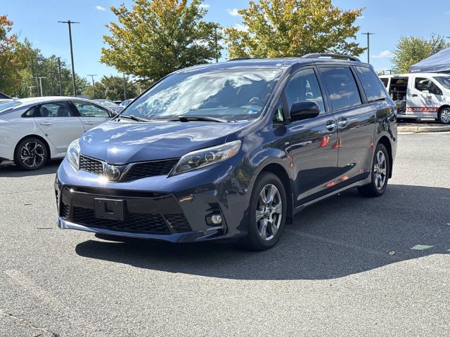 Used 2019 Toyota Sienna SE AWD/4WD image 5