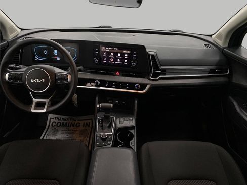 Used 2025 Kia Sportage LX image 20