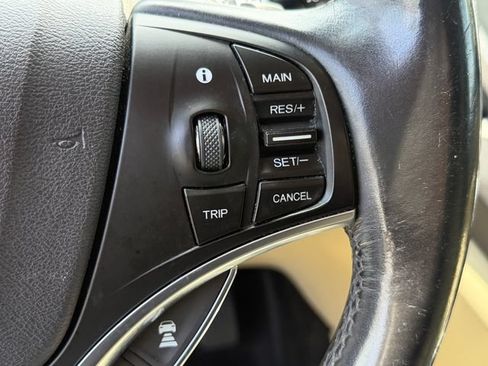 Used 2017 Acura MDX SH-AWD image 26