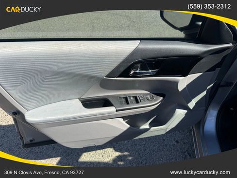 Used 2016 Honda Accord LX image 10