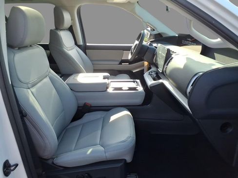 New 2026 Ford Expedition Max Active AWD/4WD image 13