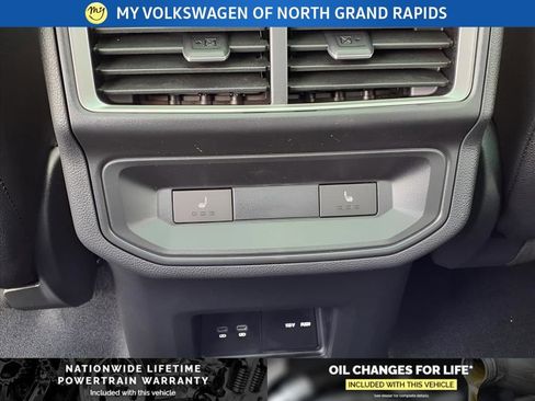 New 2026 Volkswagen Atlas Cross Sport SEL R-Line image 13