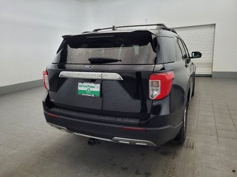 Used 2021 Ford Explorer XLT w/ Equipment Group 202A RWD image 7