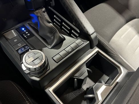 Used 2025 Toyota 4Runner TRD Off-Road image 37