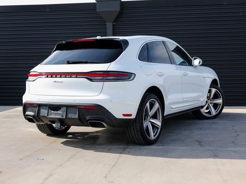 Used 2025 Porsche Macan image 7