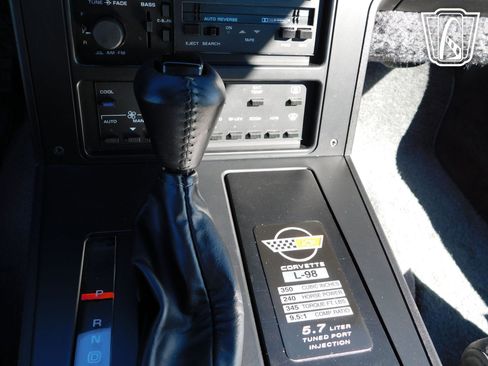 Used 1987 Chevrolet Corvette Coupe image 10