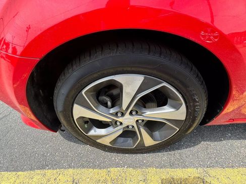 Used 2020 Chevrolet Sonic Premier image 37