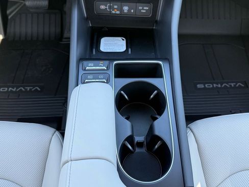 New 2026 Hyundai Sonata Limited image 24