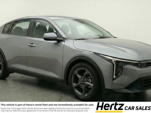 Used 2025 Kia K4 FWD image 1