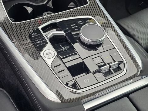 Used 2025 BMW X5 xDrive40i w/ M Sport Package image 24