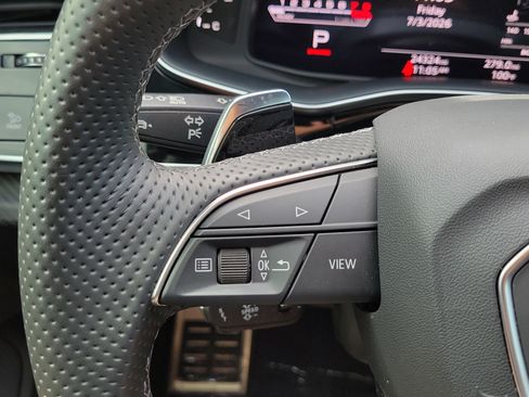 Used 2022 Audi RS Q8 AWD/4WD image 25
