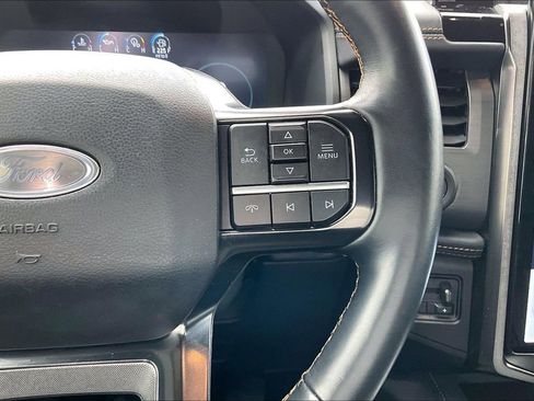 Used 2024 Ford Expedition Platinum AWD/4WD image 11