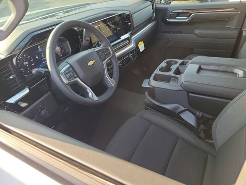 New 2026 Chevrolet Silverado 1500 LT image 3