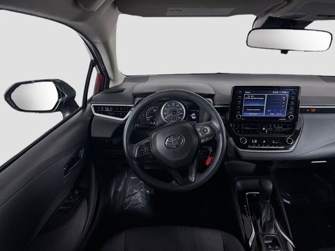Used 2022 Toyota Corolla LE FWD image 17