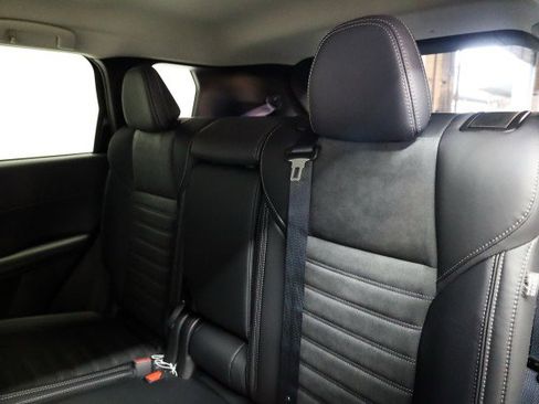 New 2025 Mitsubishi Outlander SE image 18